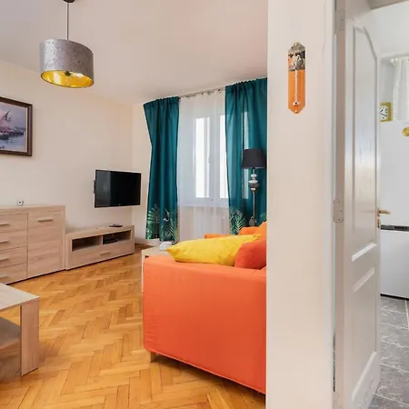 Apartament Family With Balcony In 1 Km To The Beach By Renters